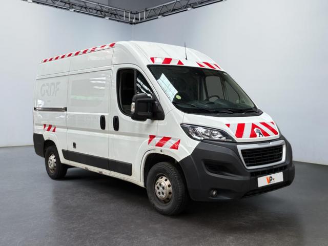 Peugeot Boxer image 2