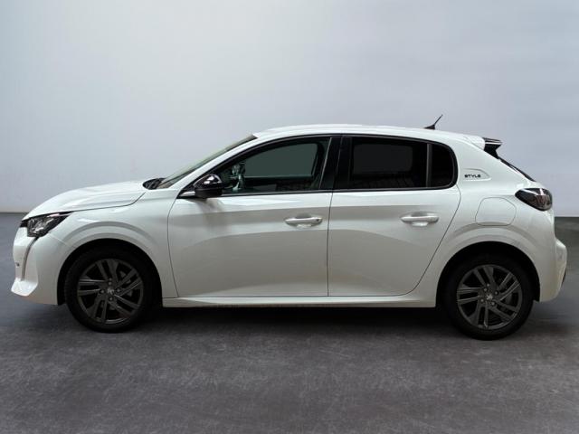 Peugeot 208 image 1
