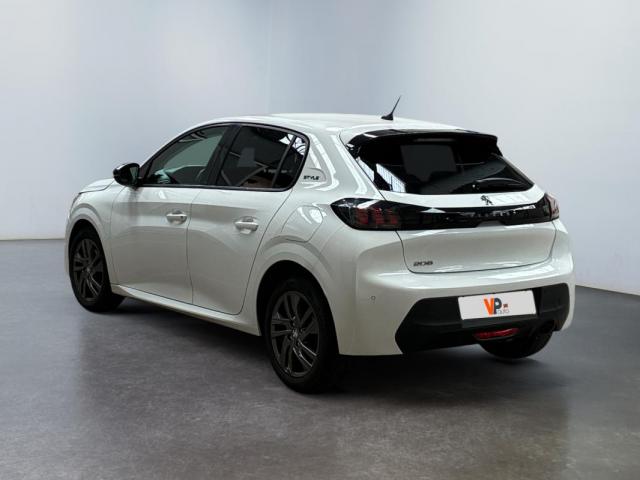 Peugeot 208 image 3