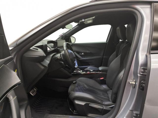 Peugeot 2008 image 6