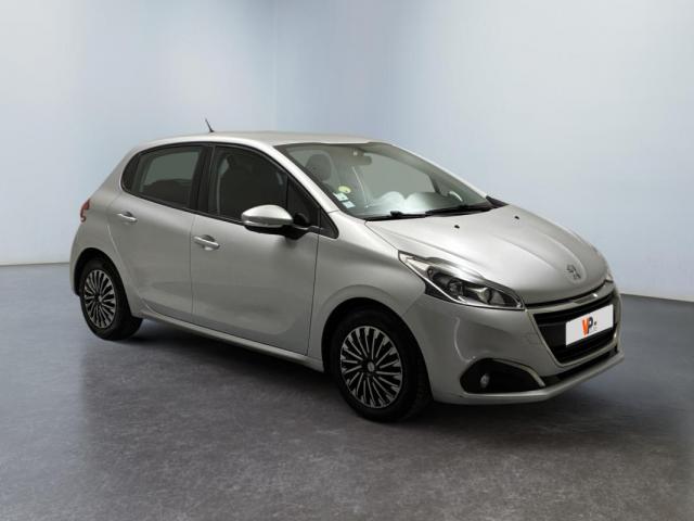 Peugeot 208 image 2
