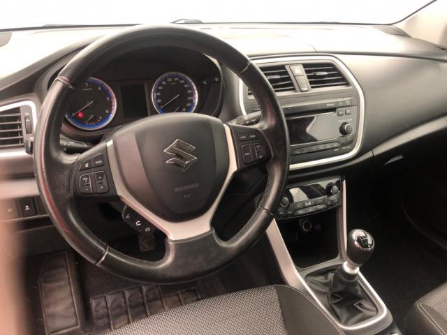 Suzuki Sx4 S-Cross image 2
