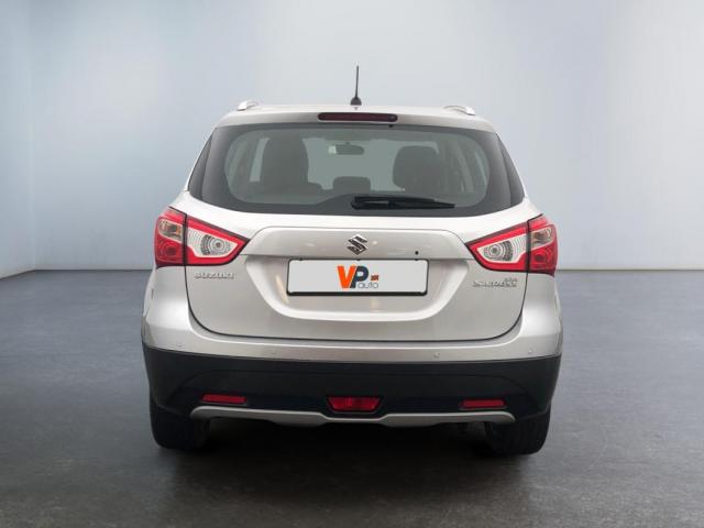 Suzuki Sx4 S-Cross image 8