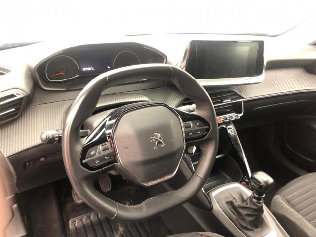 Peugeot 2008 image 7
