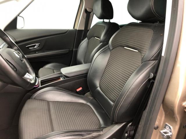 Renault Grand Scénic image 1