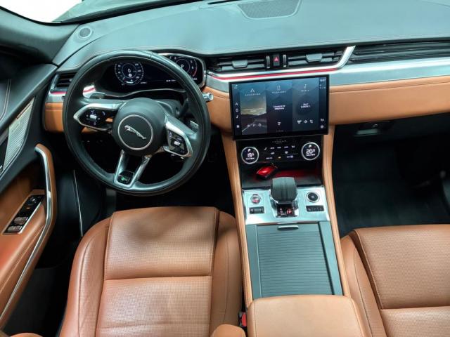 Jaguar F-Pace image 4