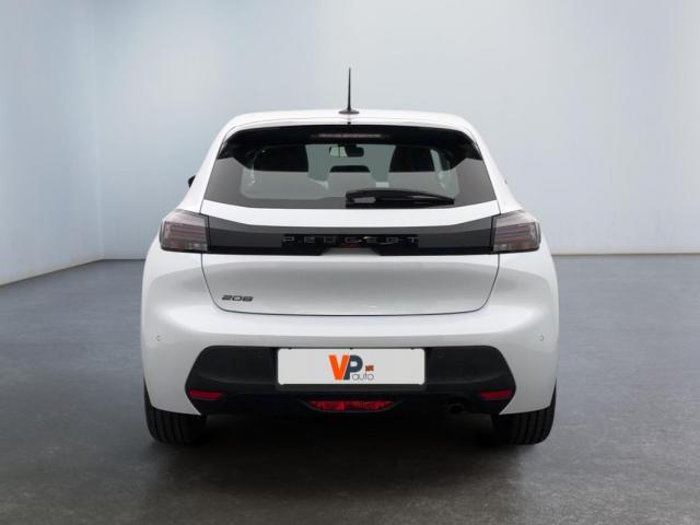 Peugeot 208 image 6