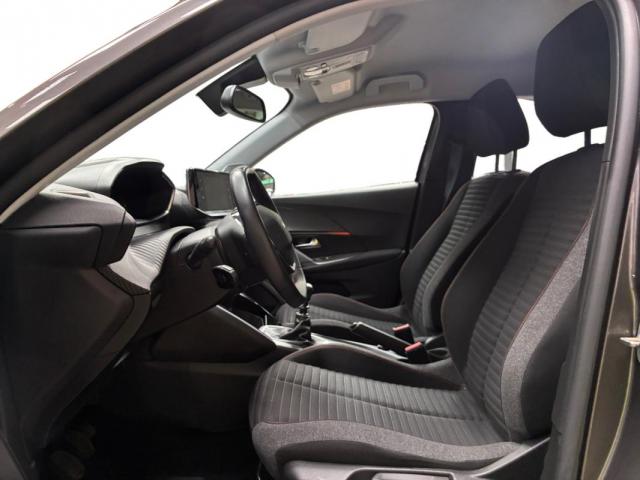 Peugeot 2008 image 3