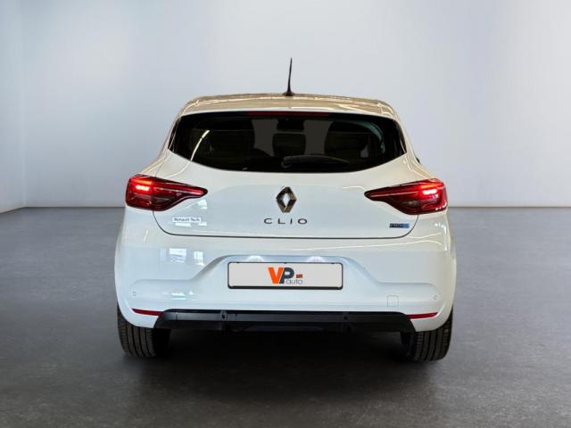Renault Clio image 2