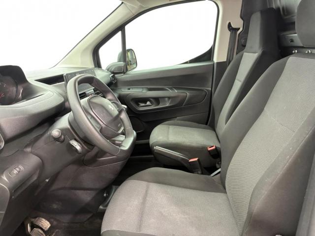 Peugeot Partner image 2