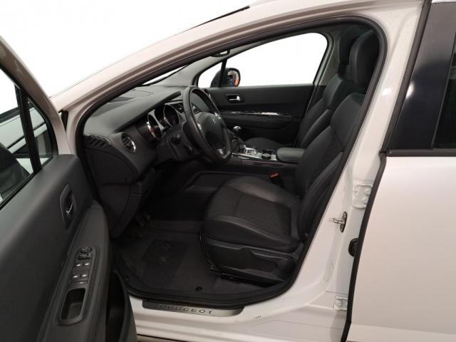 Peugeot 3008 image 6