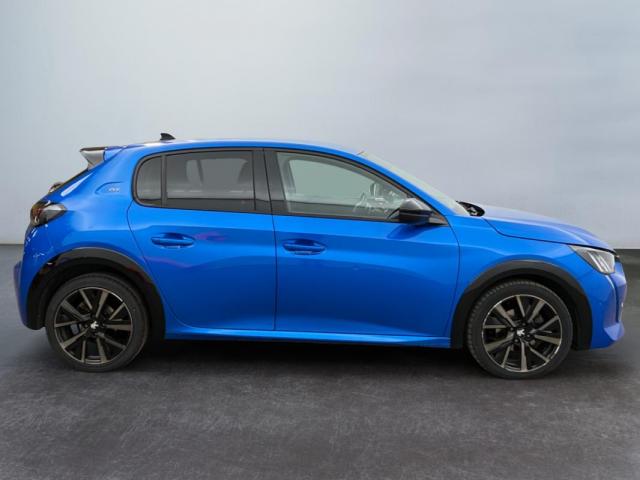 Peugeot 208 image 2