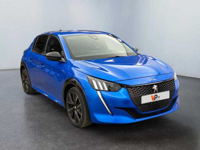 Peugeot 208 image 8