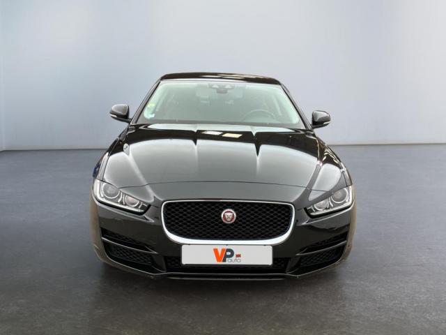 Jaguar Xe image 8