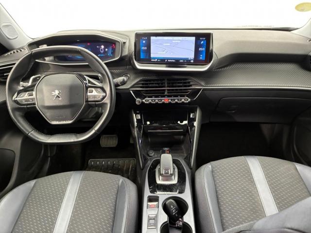 Peugeot 2008 image 2