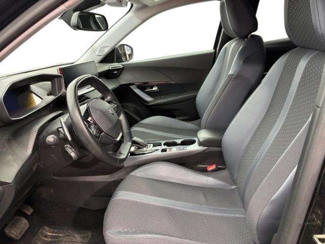 Peugeot 2008 image 9