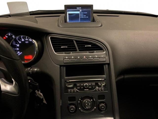 Peugeot 5008 image 4