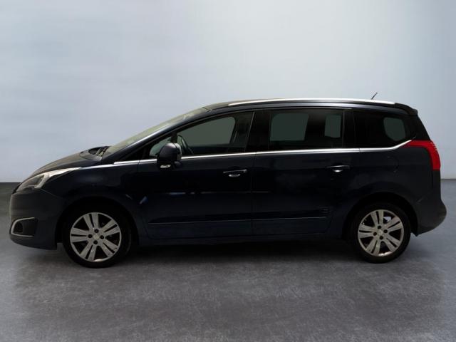 Peugeot 5008 image 5
