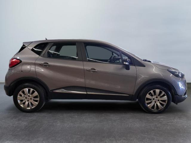 Renault Captur image 9