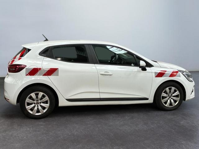 Renault Clio image 2