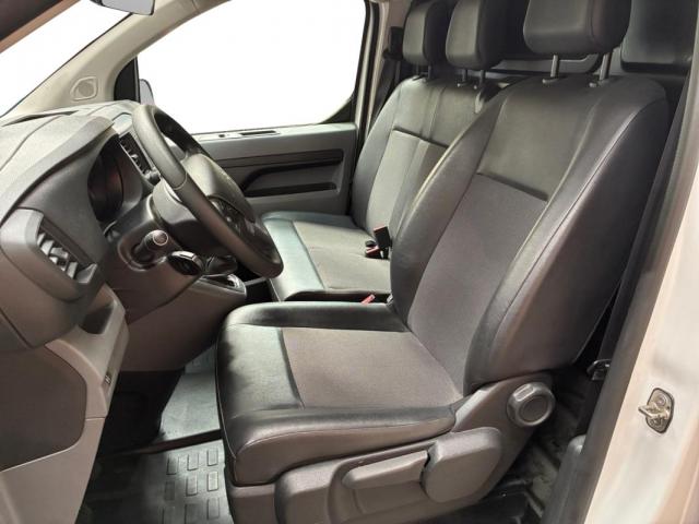 Citroen Jumpy image 9