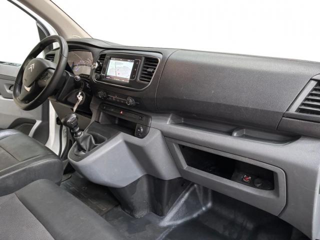 Citroen Jumpy image 8
