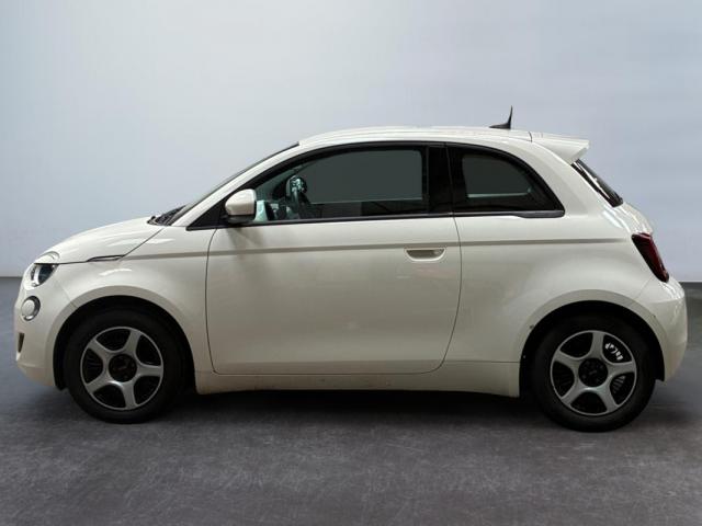 Fiat 500 image 1