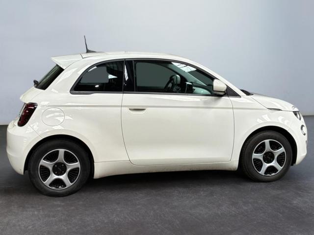 Fiat 500 image 2
