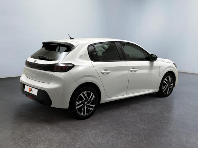 Peugeot 208 image 2