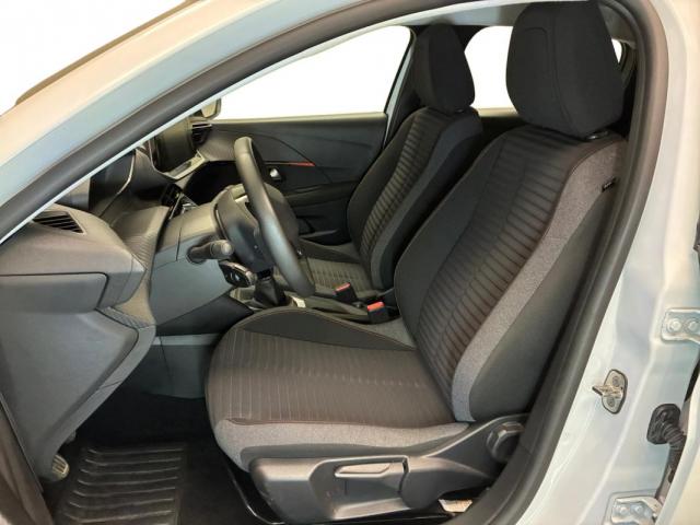 Peugeot 208 image 1
