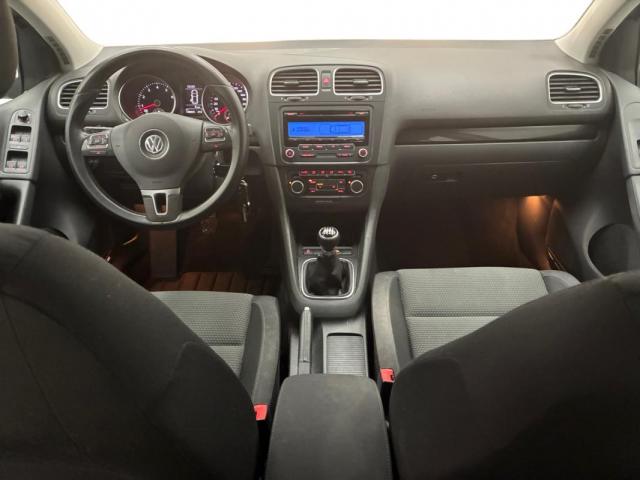 Volkswagen Golf image 7