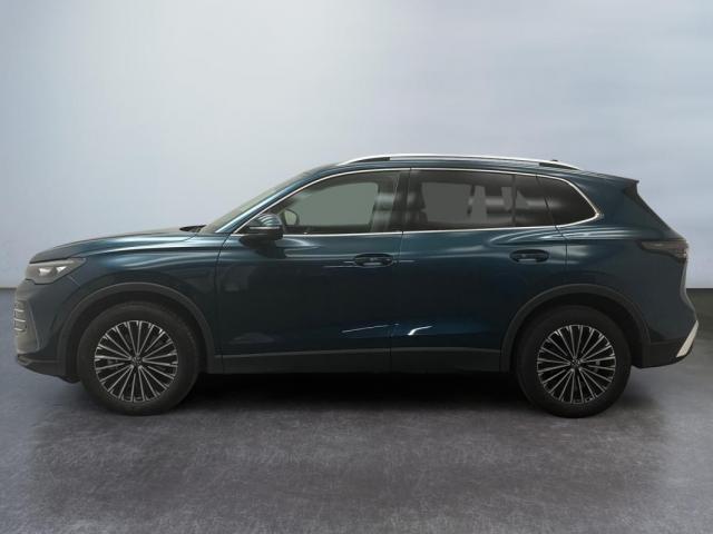 Volkswagen Tiguan image 8