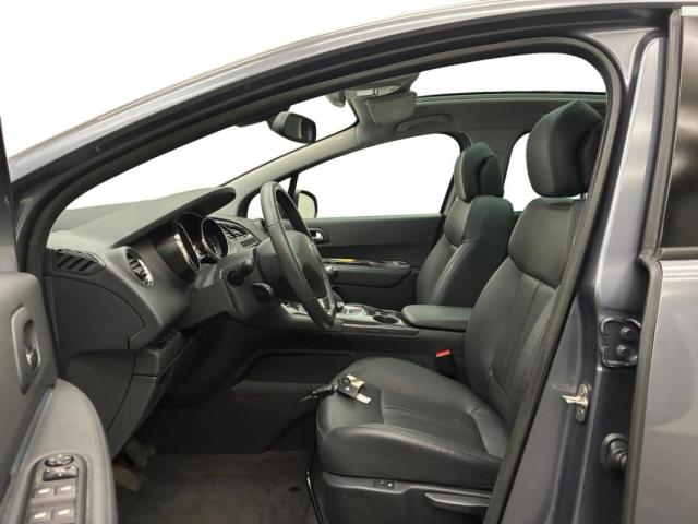 Peugeot 3008 image 1