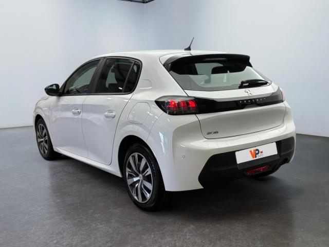 Peugeot 208 image 2