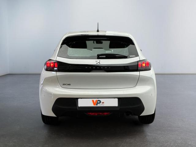 Peugeot 208 image 8