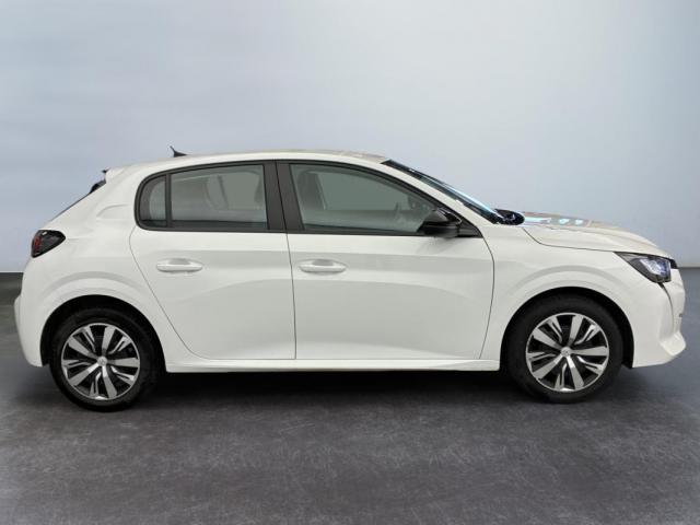 Peugeot 208 image 4