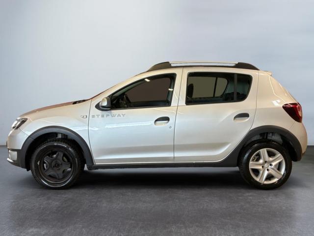 Dacia Sandero image 1