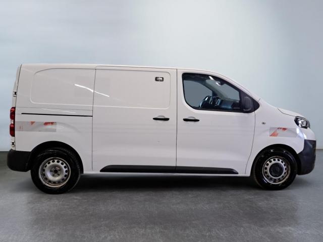 Peugeot Expert image 2
