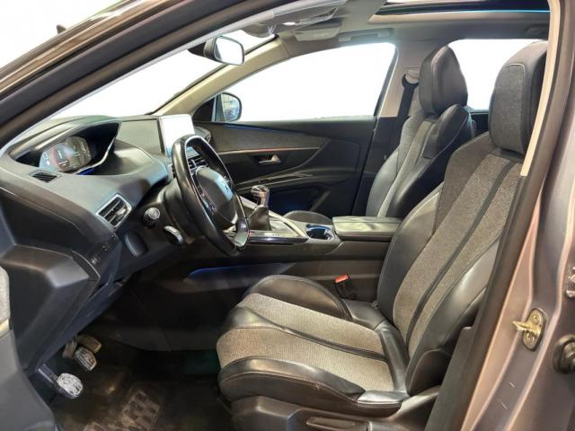Peugeot 5008 image 3