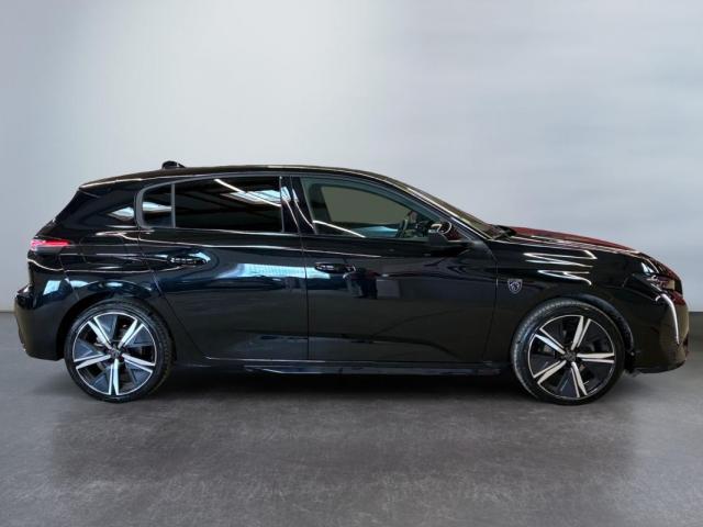Peugeot 308 image 1