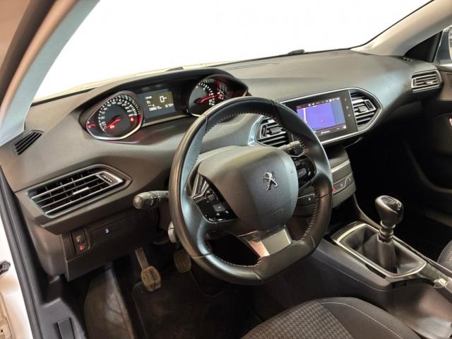 Peugeot 308 image 4