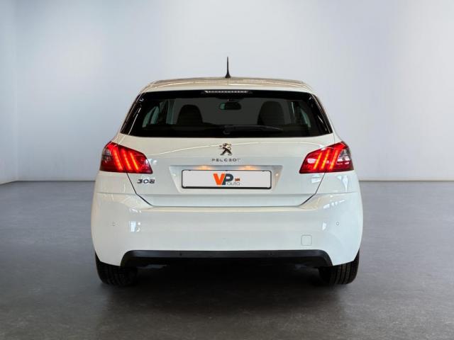 Peugeot 308 image 8