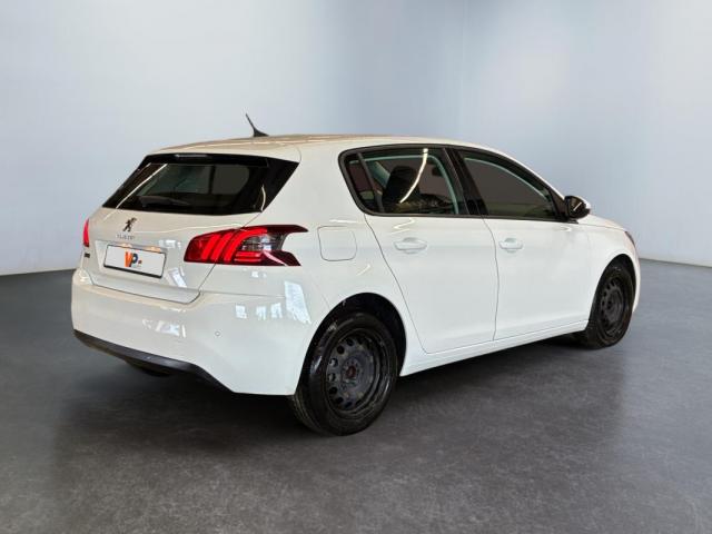 Peugeot 308 image 2