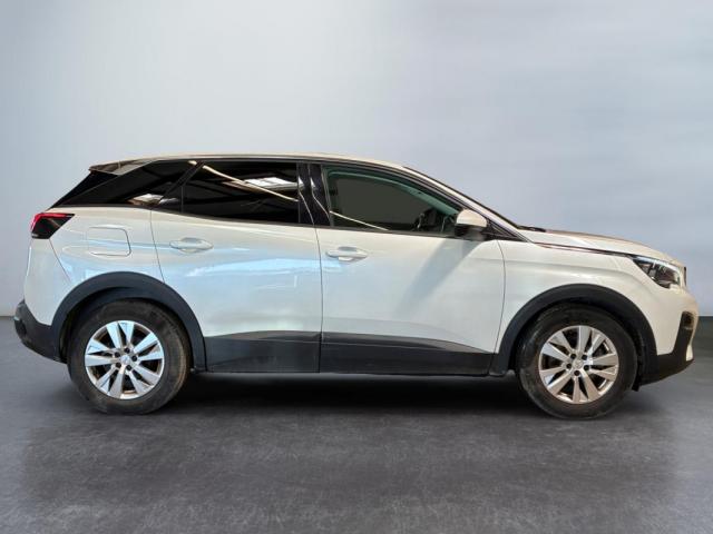 Peugeot 3008 image 3
