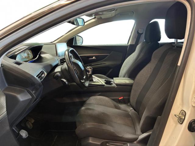 Peugeot 3008 image 7