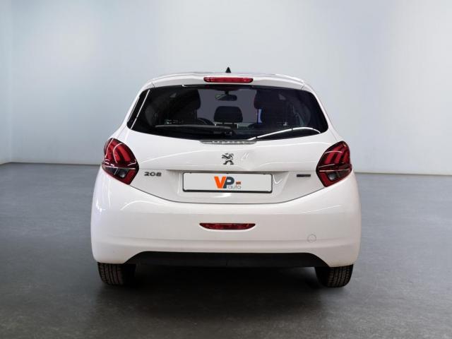 Peugeot 208 image 7