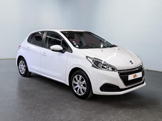 Peugeot 208 image 9