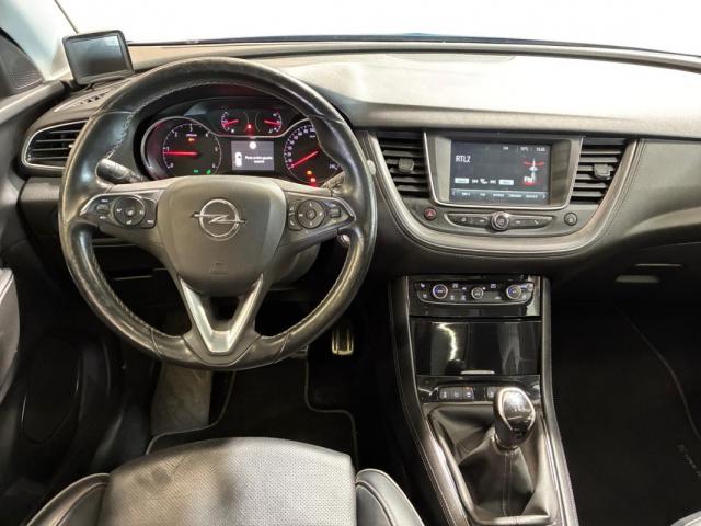 Opel Grandland X image 2