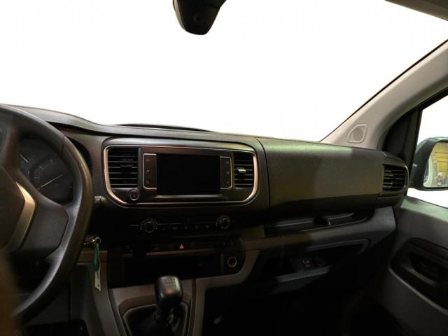 Peugeot Expert image 2