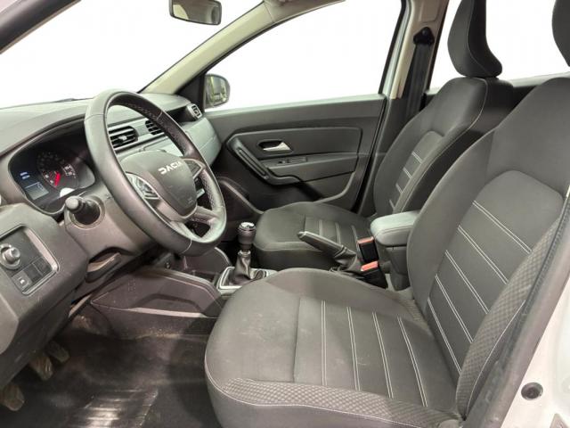 Dacia Duster image 9